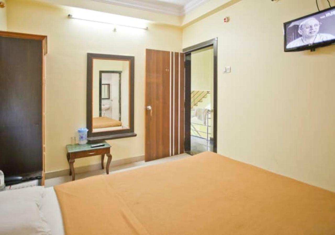 Hotel Sai Ganesh Ширді Екстер'єр фото